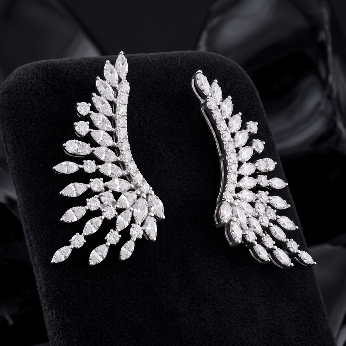 Radiant Wing Shaped Earrings in 18K Yellow Gold