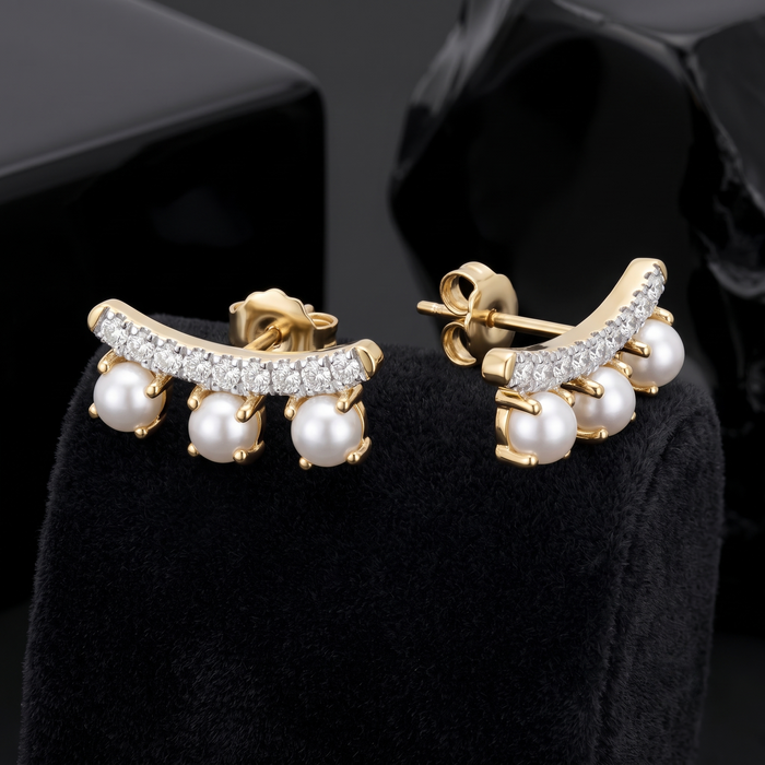 Pear Diamond Stud Earrings in 14K Yellow Gold