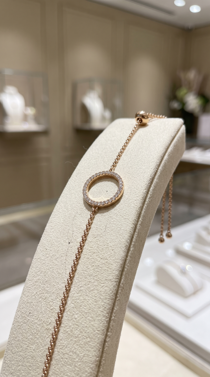 Round Diamond Halo Bracelet in 14K Yellow Gold