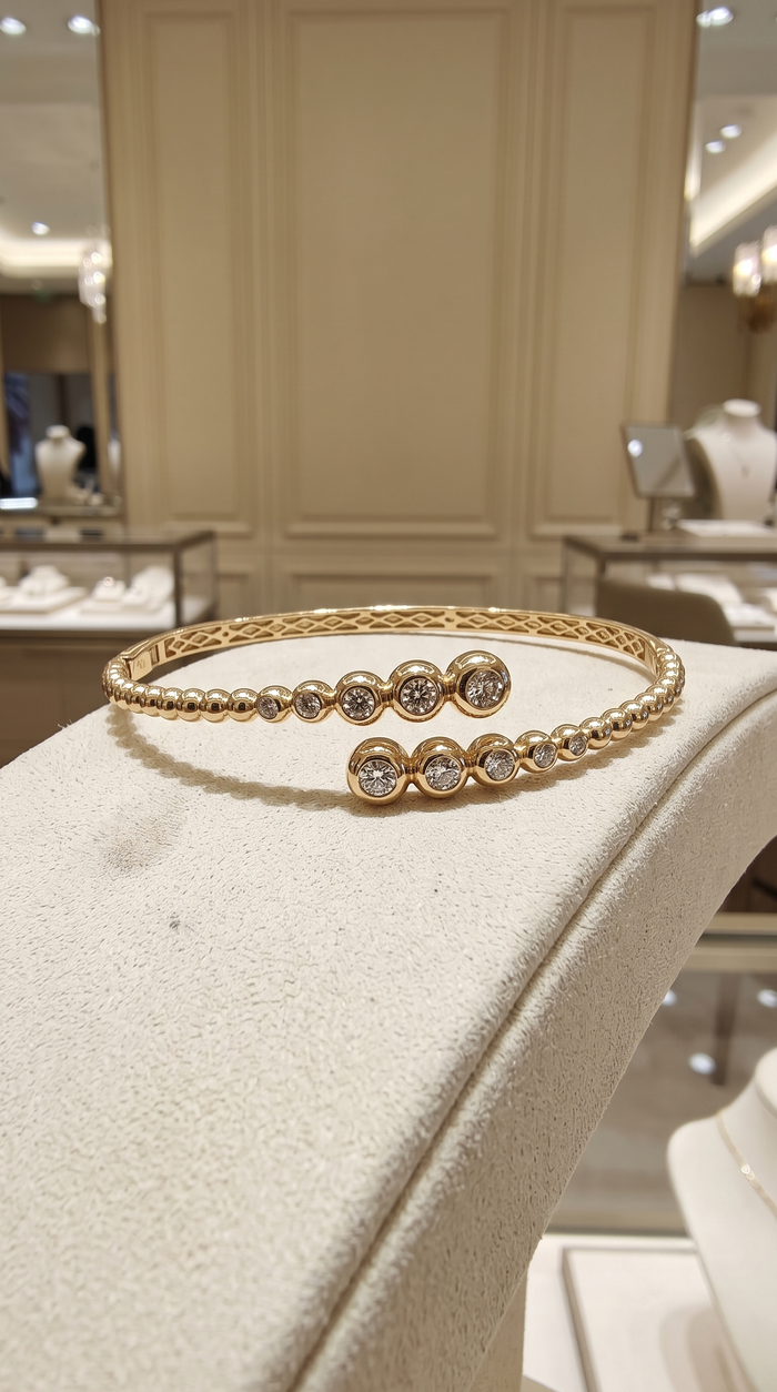 Shine Brilliant Bangle Bracelet in 14K Yellow Gold