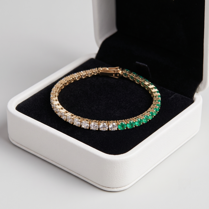 Graduated Emerald Diamond Tennis Bracelet in 14K Yellow Gold
