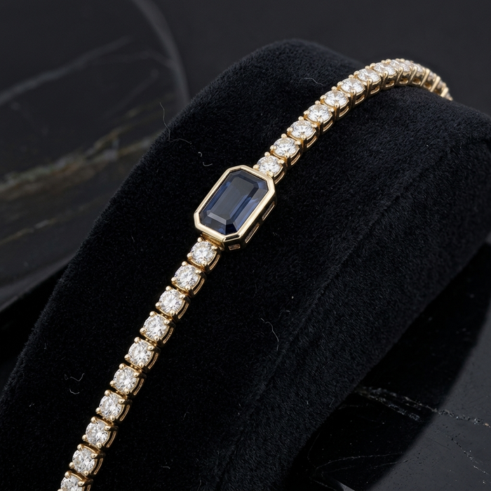 Dazzling Amethyst Tennis Bracelet in 18K Yellow Gold