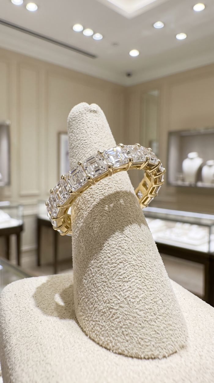 Asscher Cut Eternity Band Ring in 14K Gold