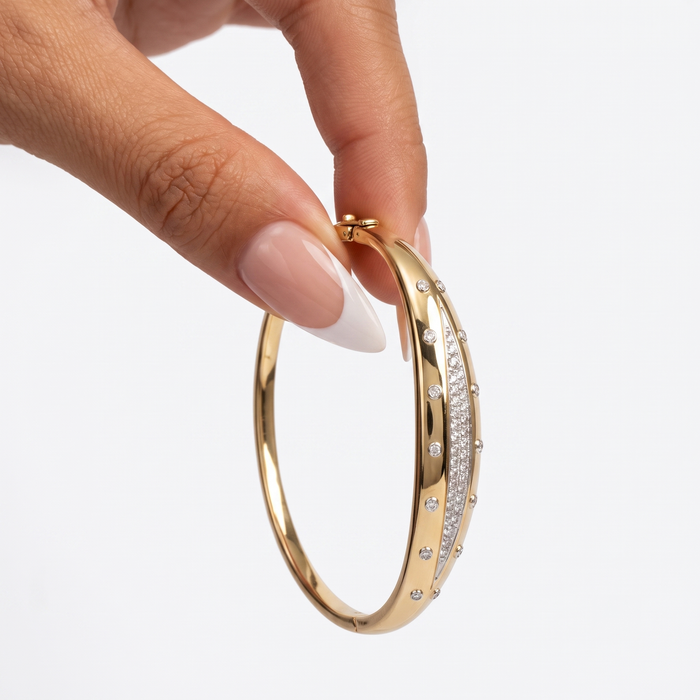 Floral Radiance Bangle Bracelet in 14K Yellow Gold
