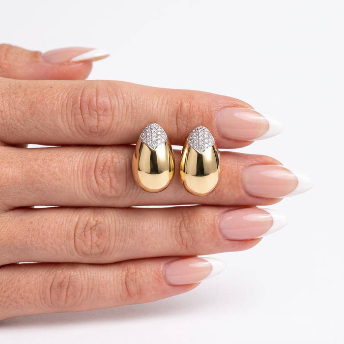Sleek Oval Diamond Stud Earrings in 14K Yellow Gold