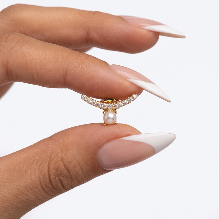 Pearl Diamond Stud Earrings in 14K Yellow Gold