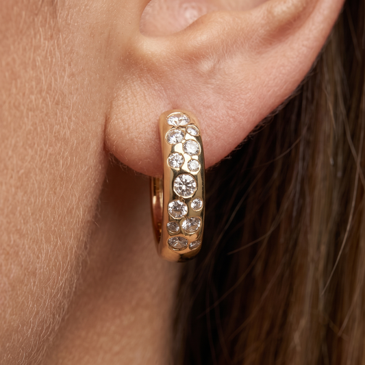 Diamond Dot Huggie Hoop Earrings in 14K Yellow Gold