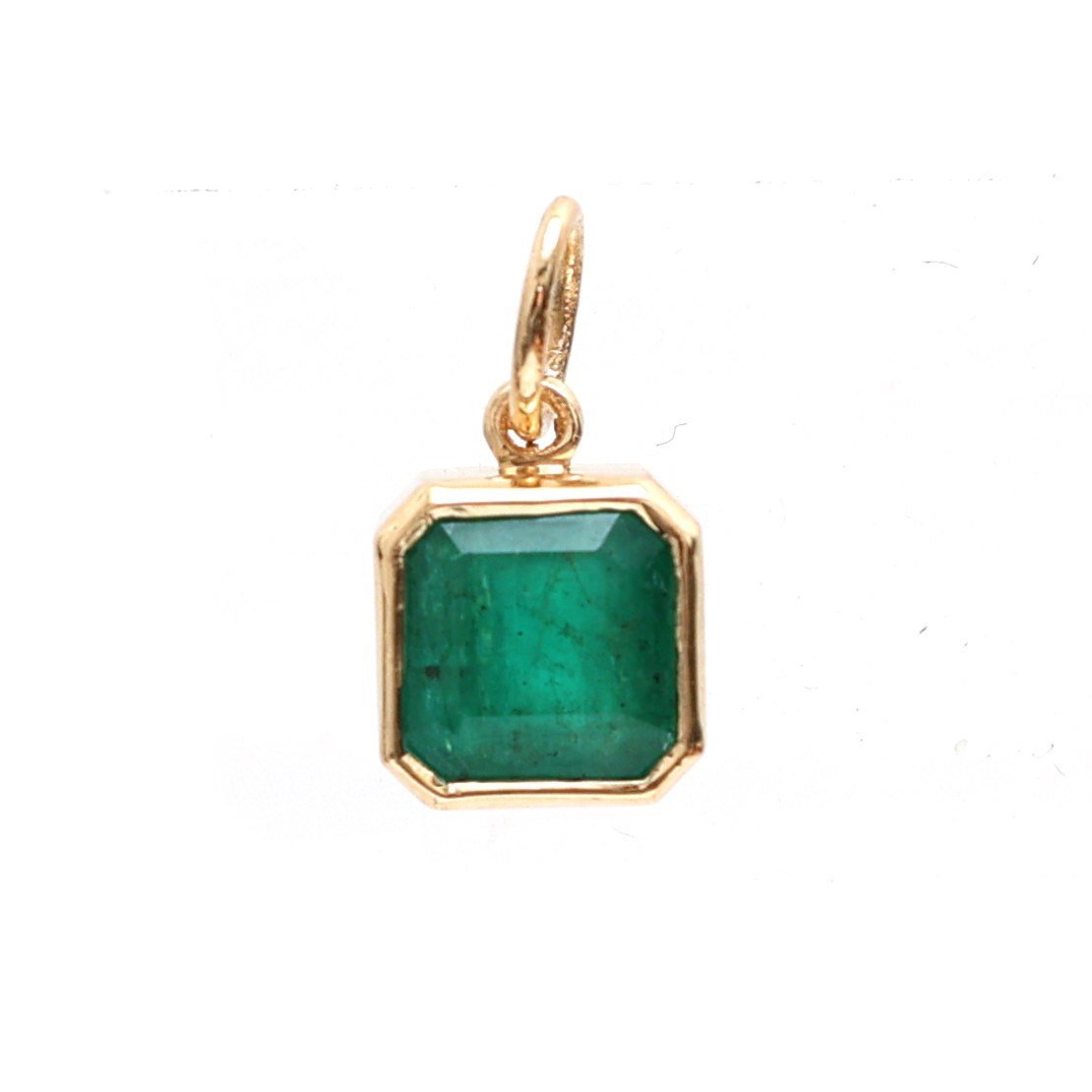Elegant Emerald Octagon Pendant 18K Yellow Gold Necklace