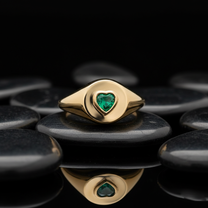 Brilliance Emerald Heart 14K Signet Ring
