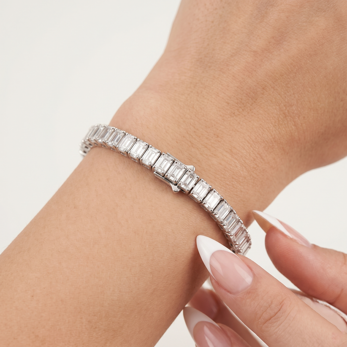 Contemporary Shine Diamond Tennis Bracelet in 18K Yellow Gold