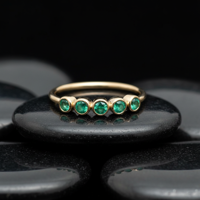 Emerald Round Green 14K Gold Stacking Ring