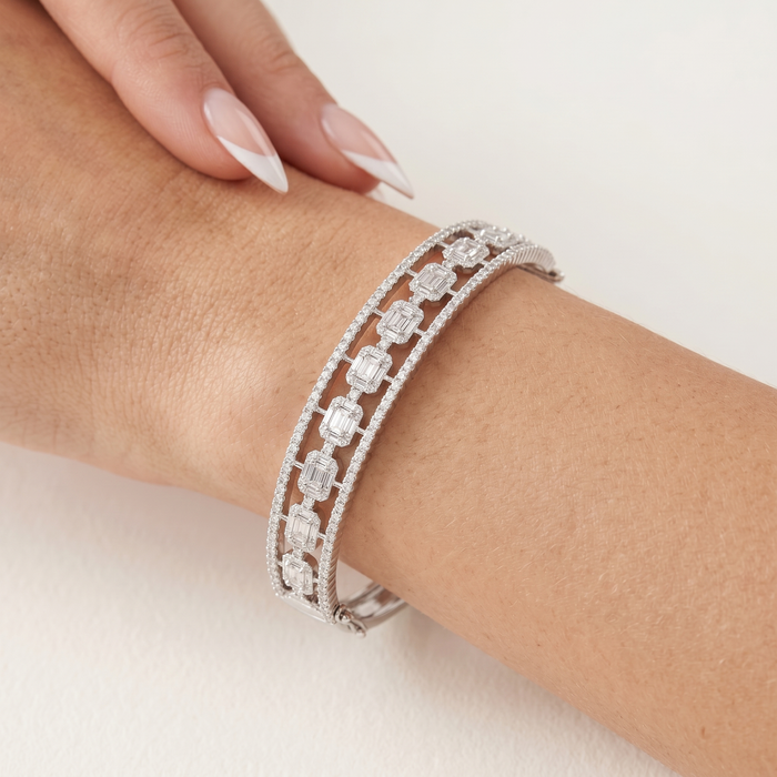 Essence Baguette Diamond Bangle Bracelet in 18K White Gold