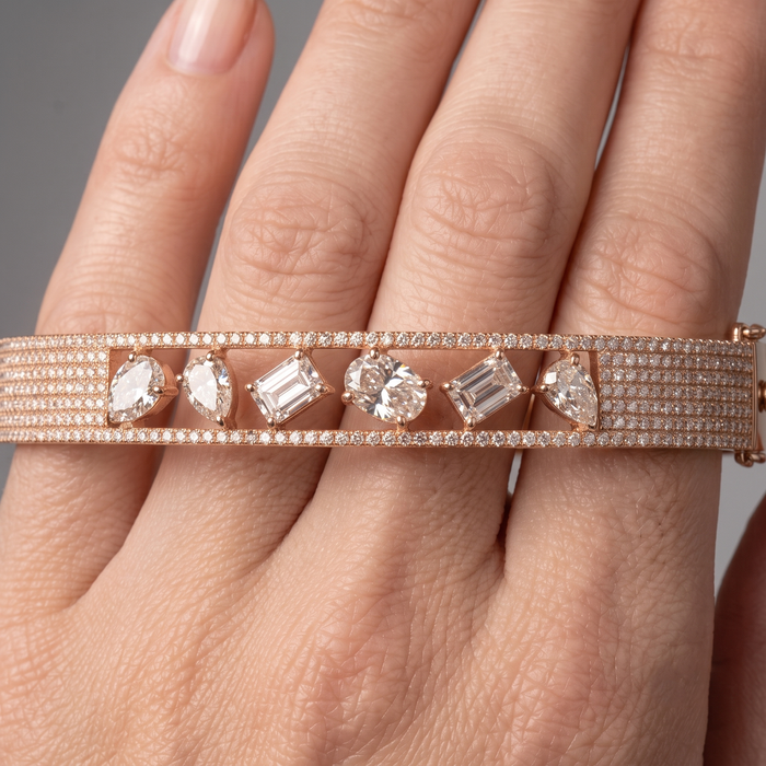 Aurora Classic Bangle Bracelet in 14K Yellow Gold