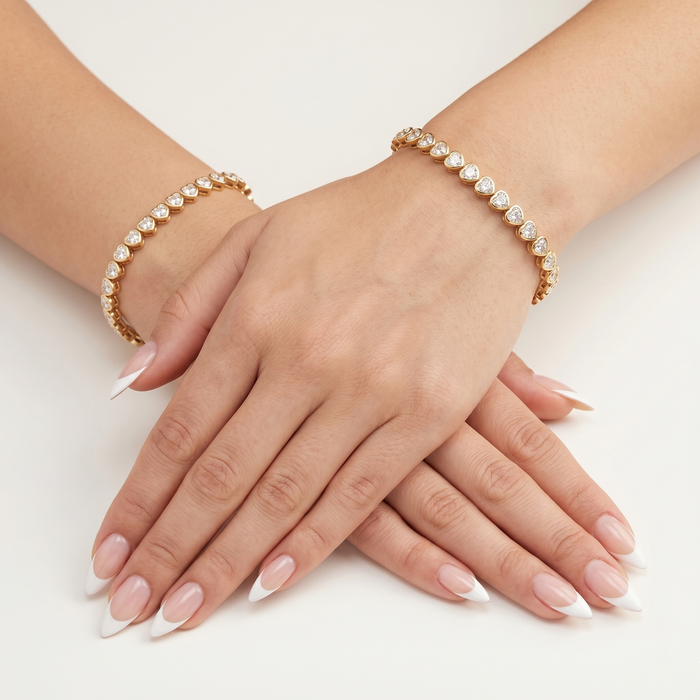 Lush Emerald Tennis Diamond Bracelet in 14K Yellow Gold