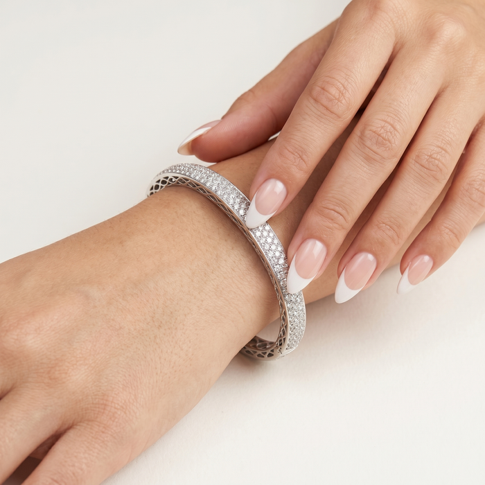Symphony Diamond Bangle Bracelet in 14K Yellow Gold