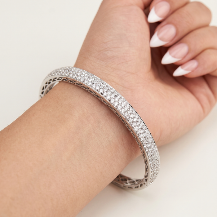 Symphony Diamond Bangle Bracelet in 14K Yellow Gold