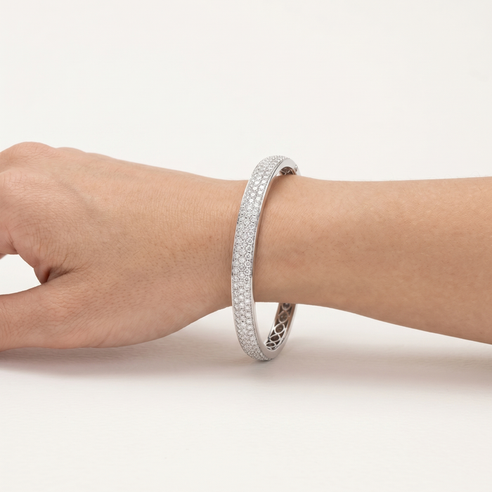 Symphony Diamond Bangle Bracelet in 14K Yellow Gold
