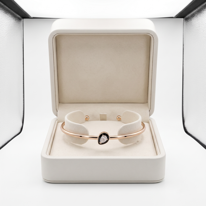Radiant Tide Diamond Bangle Bracelet in 14K Yellow Gold