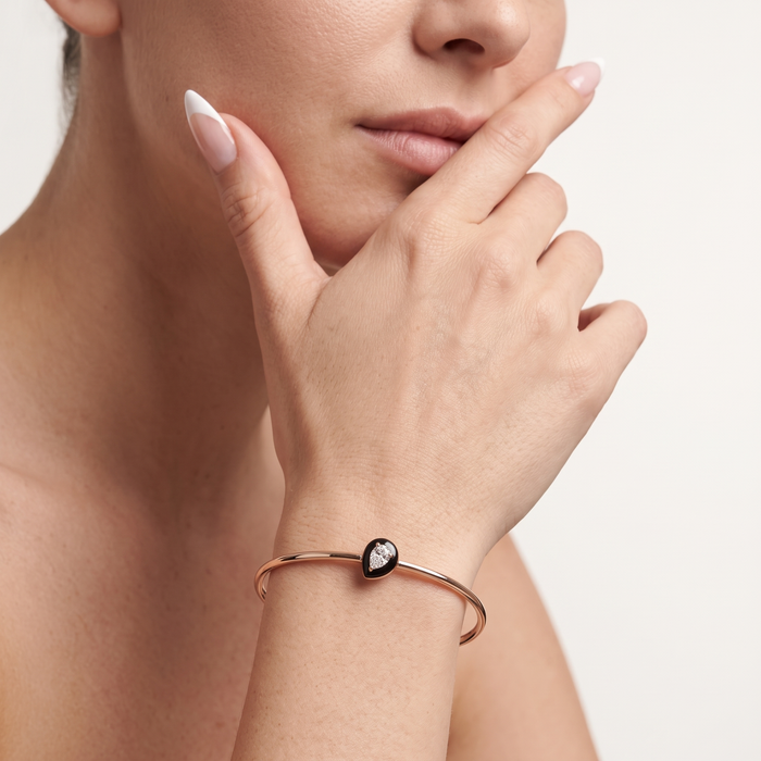 Radiant Tide Diamond Bangle Bracelet in 14K Yellow Gold