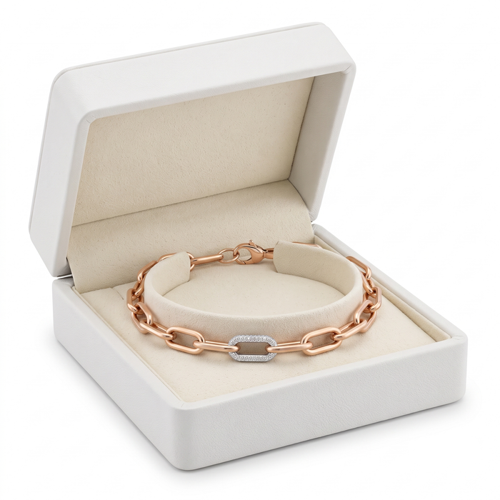 Interlocking Diamond Set Paperclip Bracelet in 14K Gold