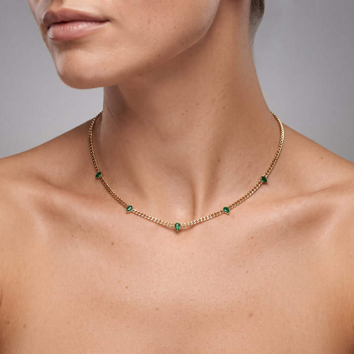 Emerald Teardrop Link Chain Necklace in 14K Yellow Gold