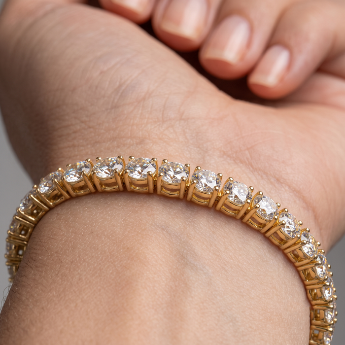 Prong Set Round Diamond Tennis Bracelet in 14K Yellow Gold