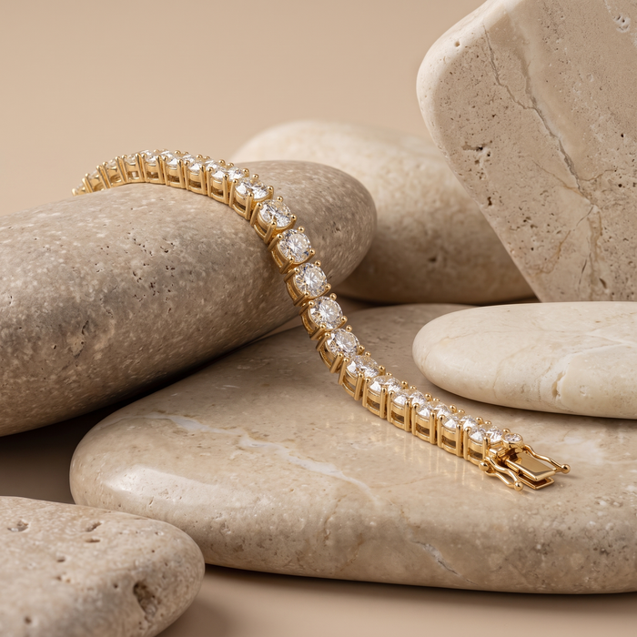 Prong Set Round Diamond Tennis Bracelet in 14K Yellow Gold