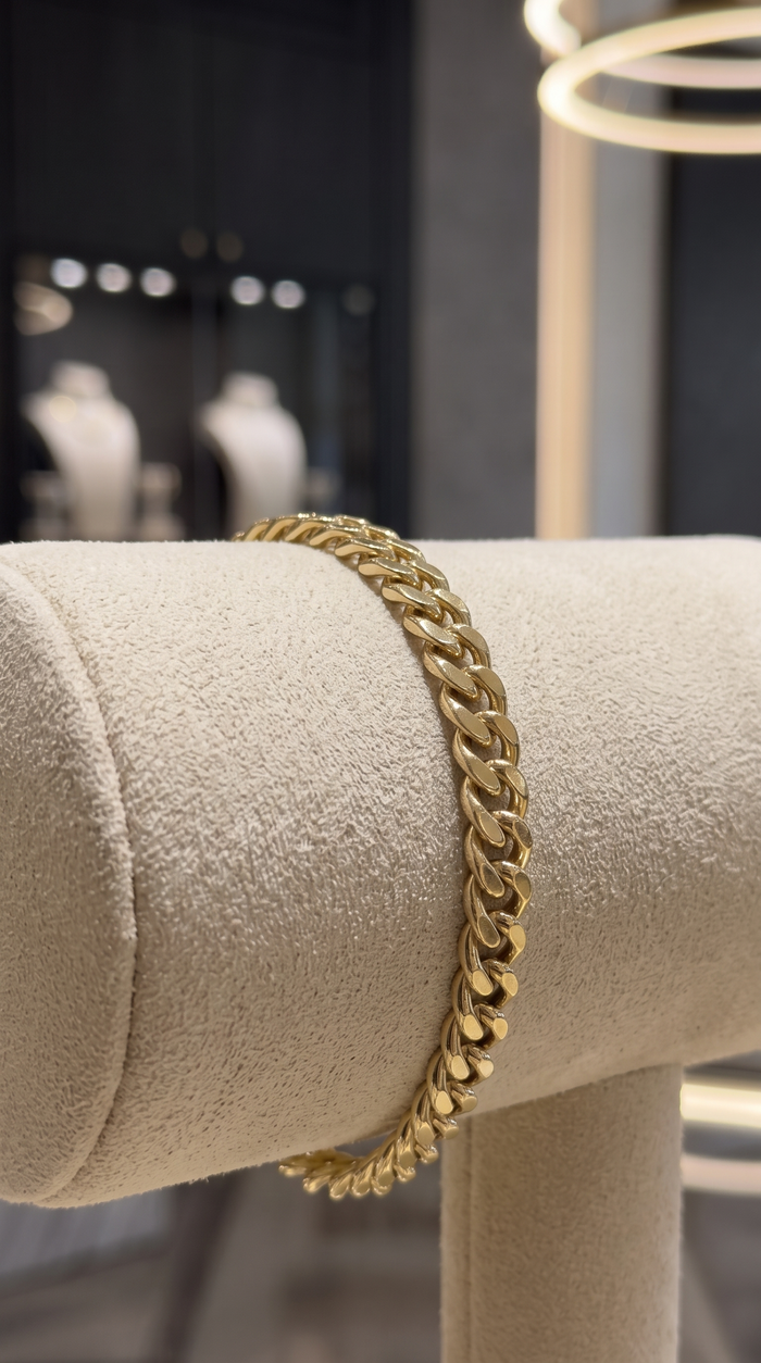 Enamel Clasp Cuban Chain Bracelet in 14K Yellow Gold
