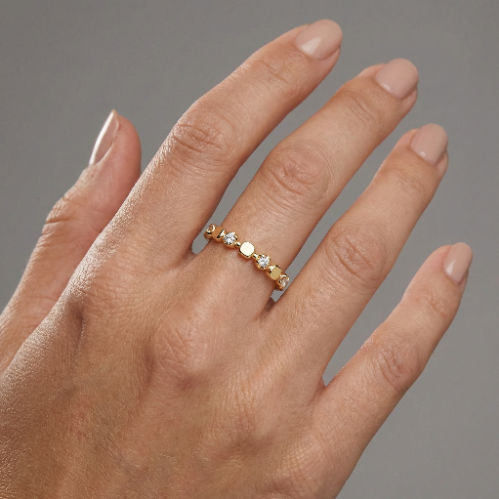 Diamond Round Cut Stackable Ring in 14K Yellow Gold
