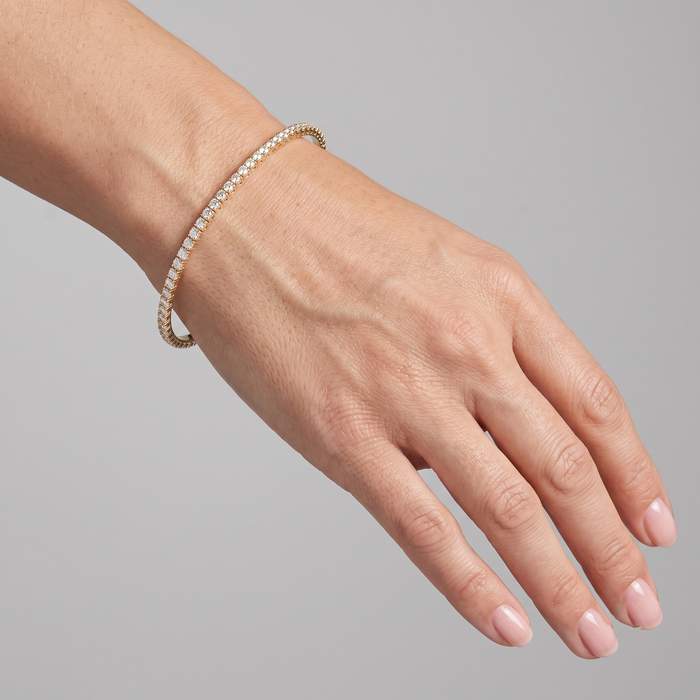 Round Diamond Thin Tennis Bangle Bracelet in 14K Yellow Gold