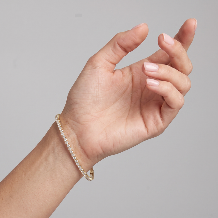 Round Diamond Thin Tennis Bangle Bracelet in 14K Yellow Gold