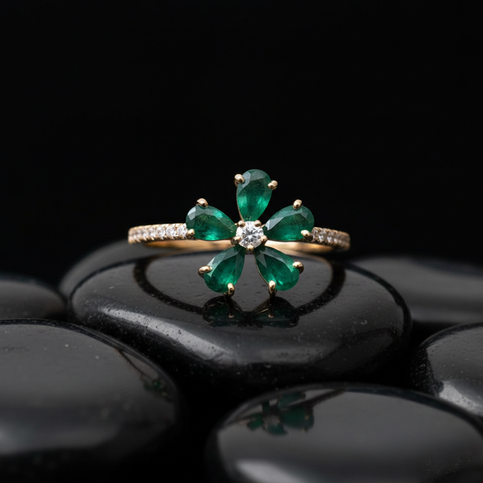 Emerald Green Flower 14K Diamond Ring