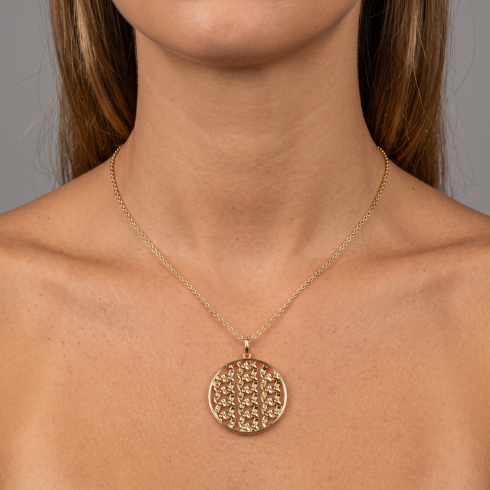 Openwork Chain Medallion Pendant Necklace in 14K Yellow Gold