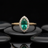 Oval Green Shiny Emerald 14K Diamond Ring