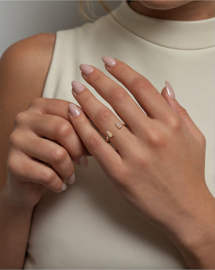 Open Baguette Split Bar Diamond Ring in 14K Gold