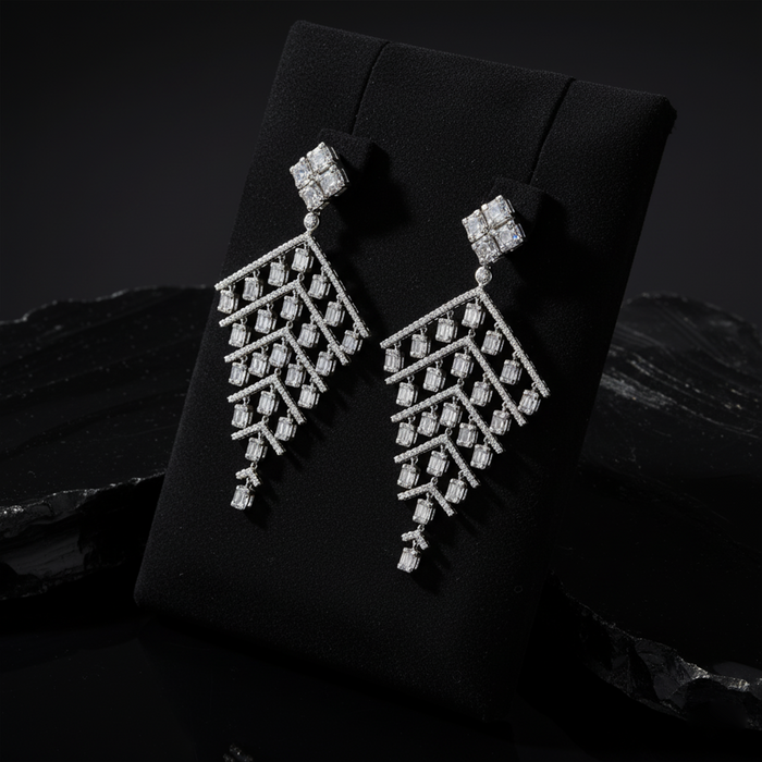 Round Diamonds Chandelier Earrings in 18K White Gold
