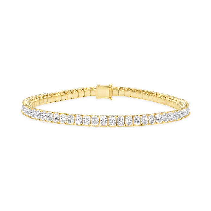 Round Cut Push Back Diamond Stud Bracelet in 18K Gold