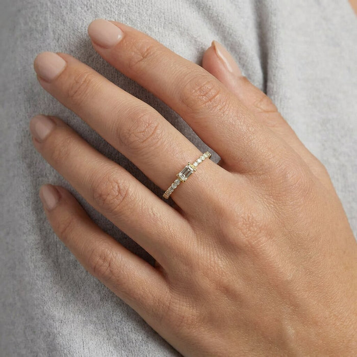 Radiant Grace Emerald Cut Diamond Ring in 14K Yellow Gold