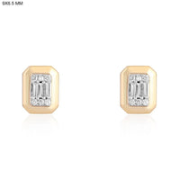 Gorgeous Baguette Diamond Stud Earrings in 14K Yellow Gold