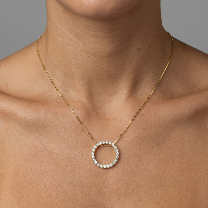 Diamond Circle Pendant Necklace in 14K Gold