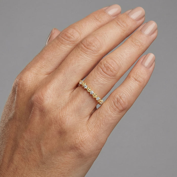 Vintage Milgrain Diamond Band Ring in 14K Yellow Gold