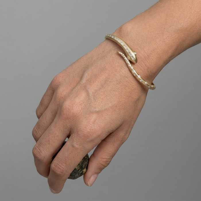 Luxe Diamond Bangle Bracelet in 14K Yellow Gold