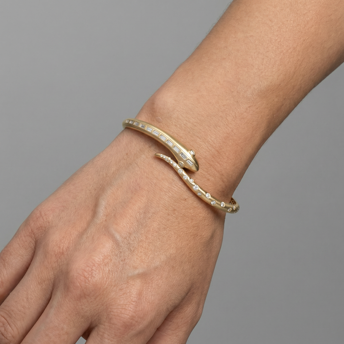 Luxe Diamond Bangle Bracelet in 14K Yellow Gold
