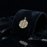 Openwork Chain Medallion Pendant Necklace in 14K Yellow Gold