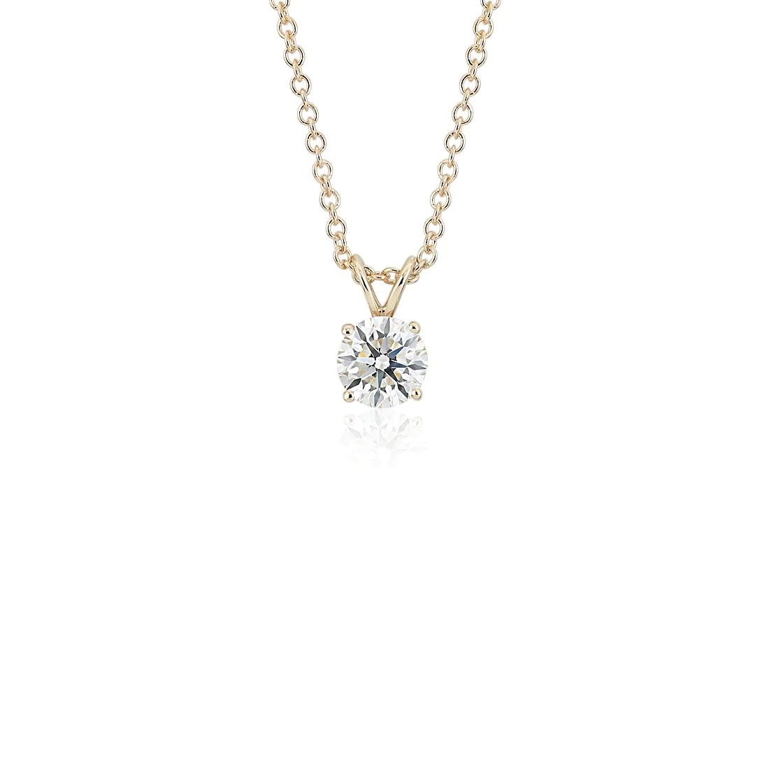 Round Diamond Pendant Necklace in 14K Yellow Gold