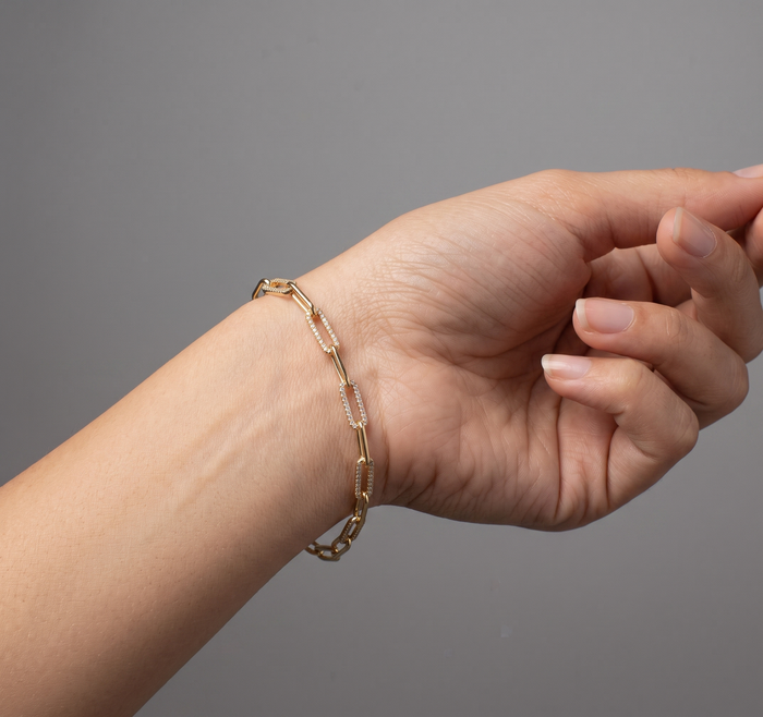 Paperclip Diamond Crafted Link Bracelet in 14K Gold
