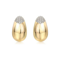 Sleek Oval Diamond Stud Earrings in 14K Yellow Gold