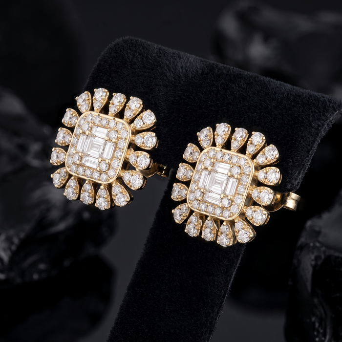 Charm Baguette Diamond Stud Earrings in 14K Yellow Gold