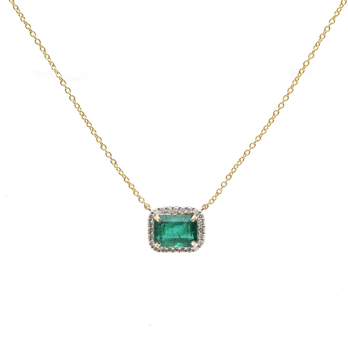 Elegant Emerald & Diamond 18K Yellow Gold Halo Necklace