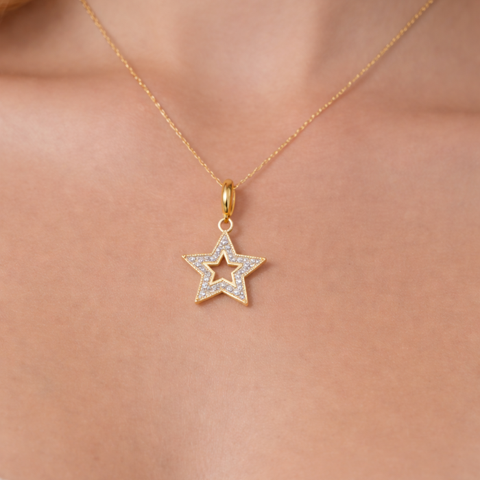 Star Outline Diamond Pendant Necklace in 14K Yellow Gold